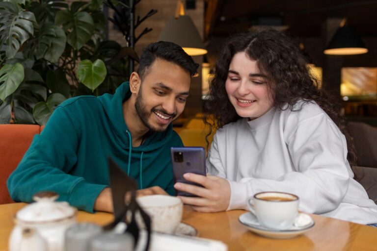 Free vs Paid Dating Apps for NRIs