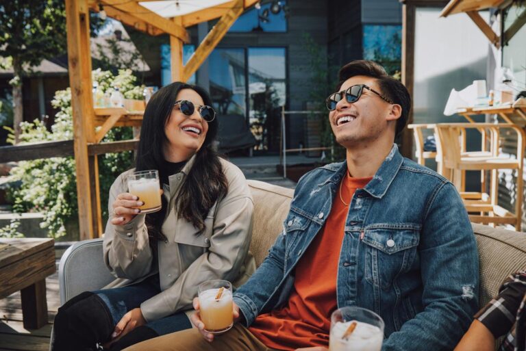 Indian Professionals Dating in Canada